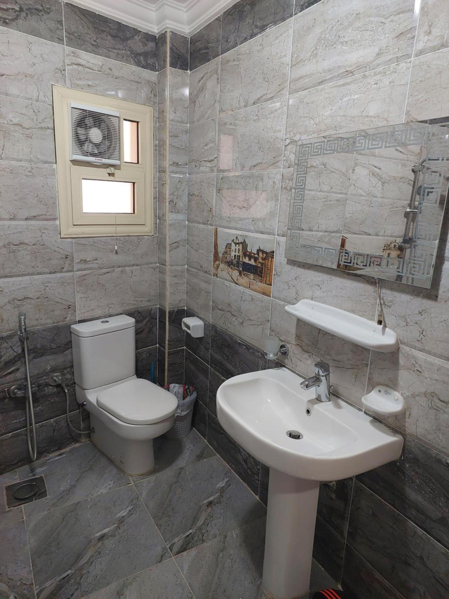 Cairo Gym In Bed & Breakfast Kafr Ghatati Oda fotoğraf
